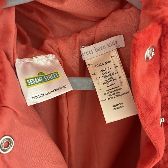 Pottery Barn kids Elmo costume NWT. Size 12-24 month. - Picture 3 of 5